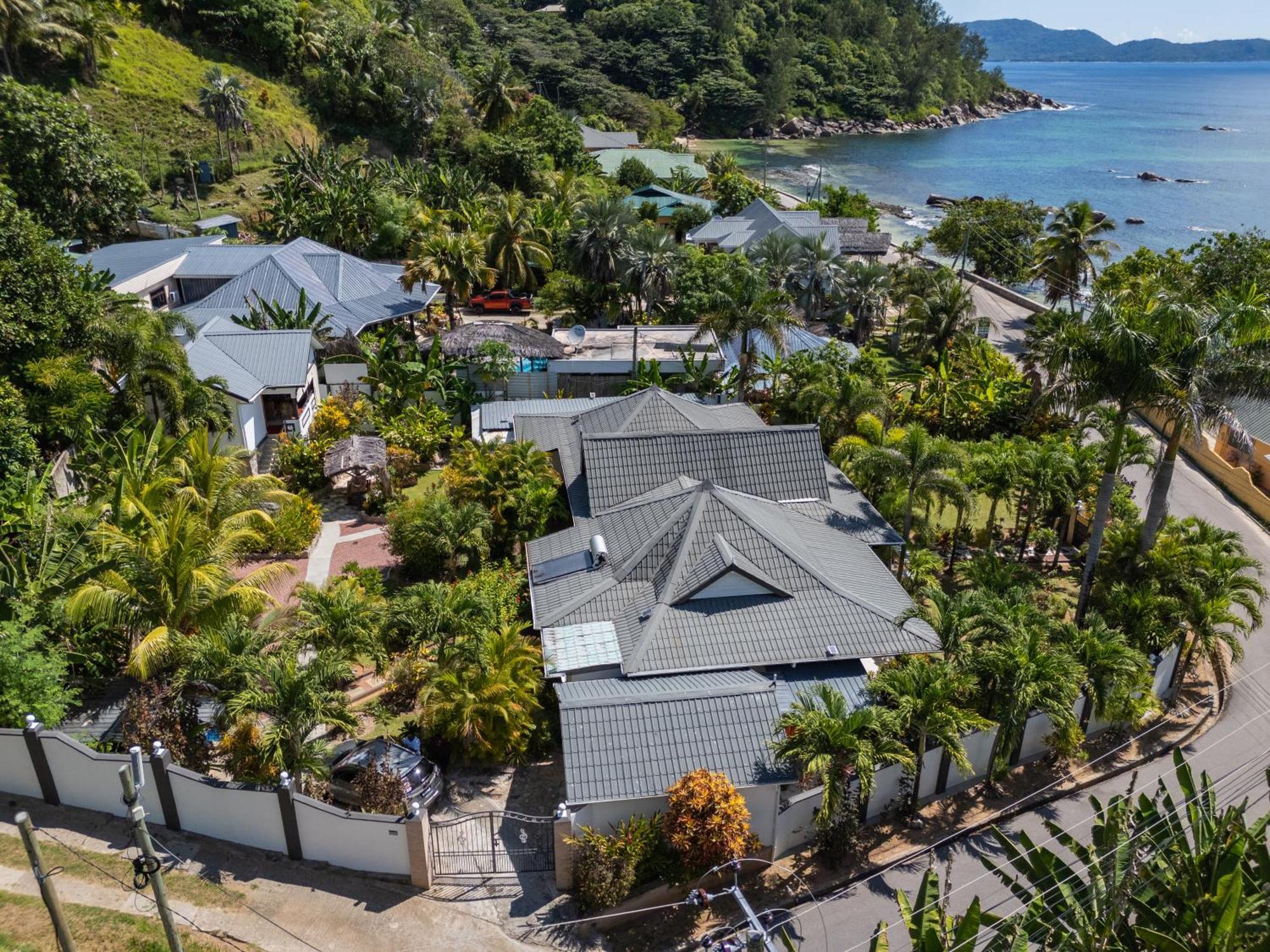 Nid'Aigle Lodge Baie Sainte Anne Ngoại thất bức ảnh