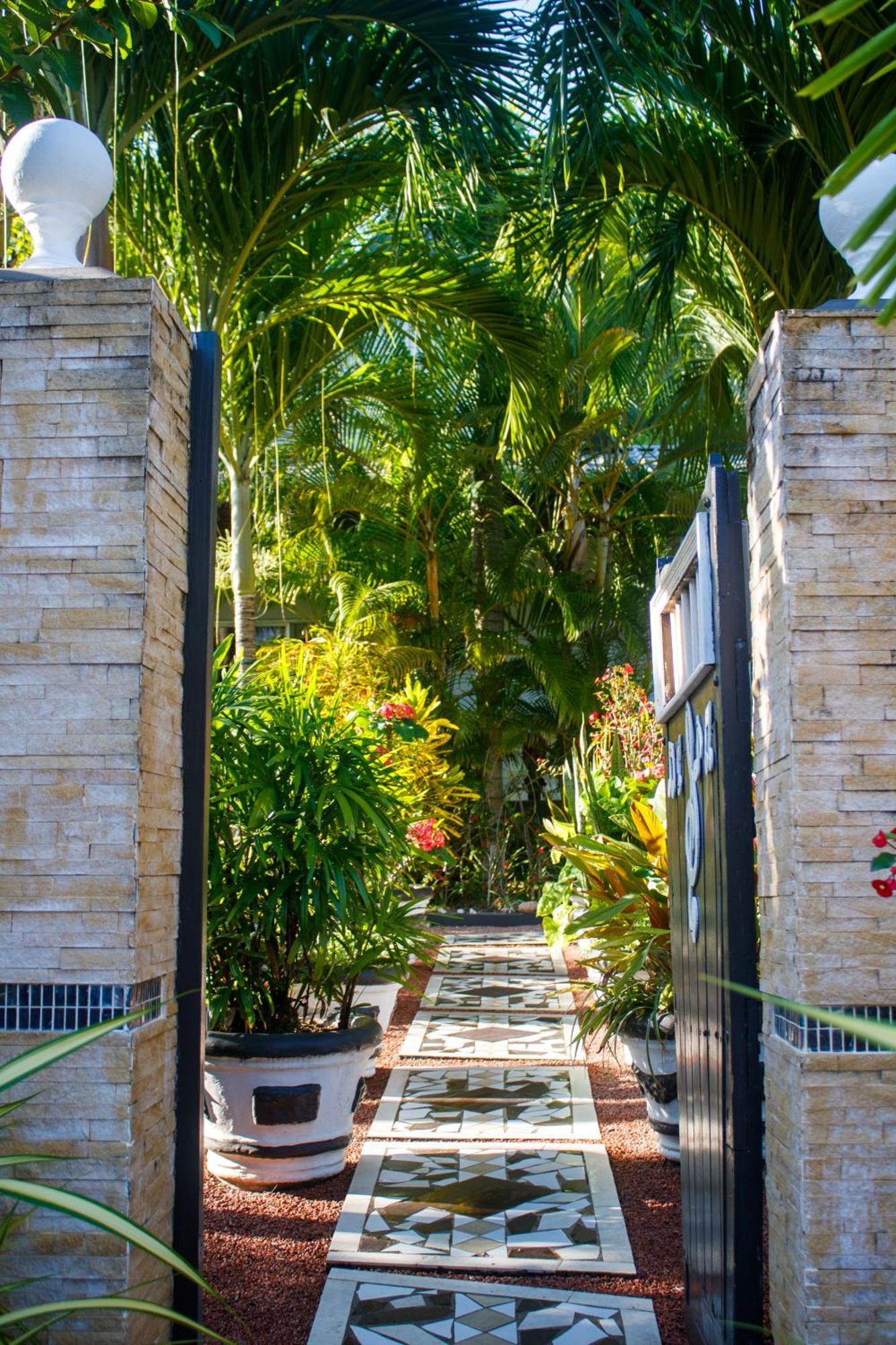 Nid'Aigle Lodge Baie Sainte Anne Ngoại thất bức ảnh