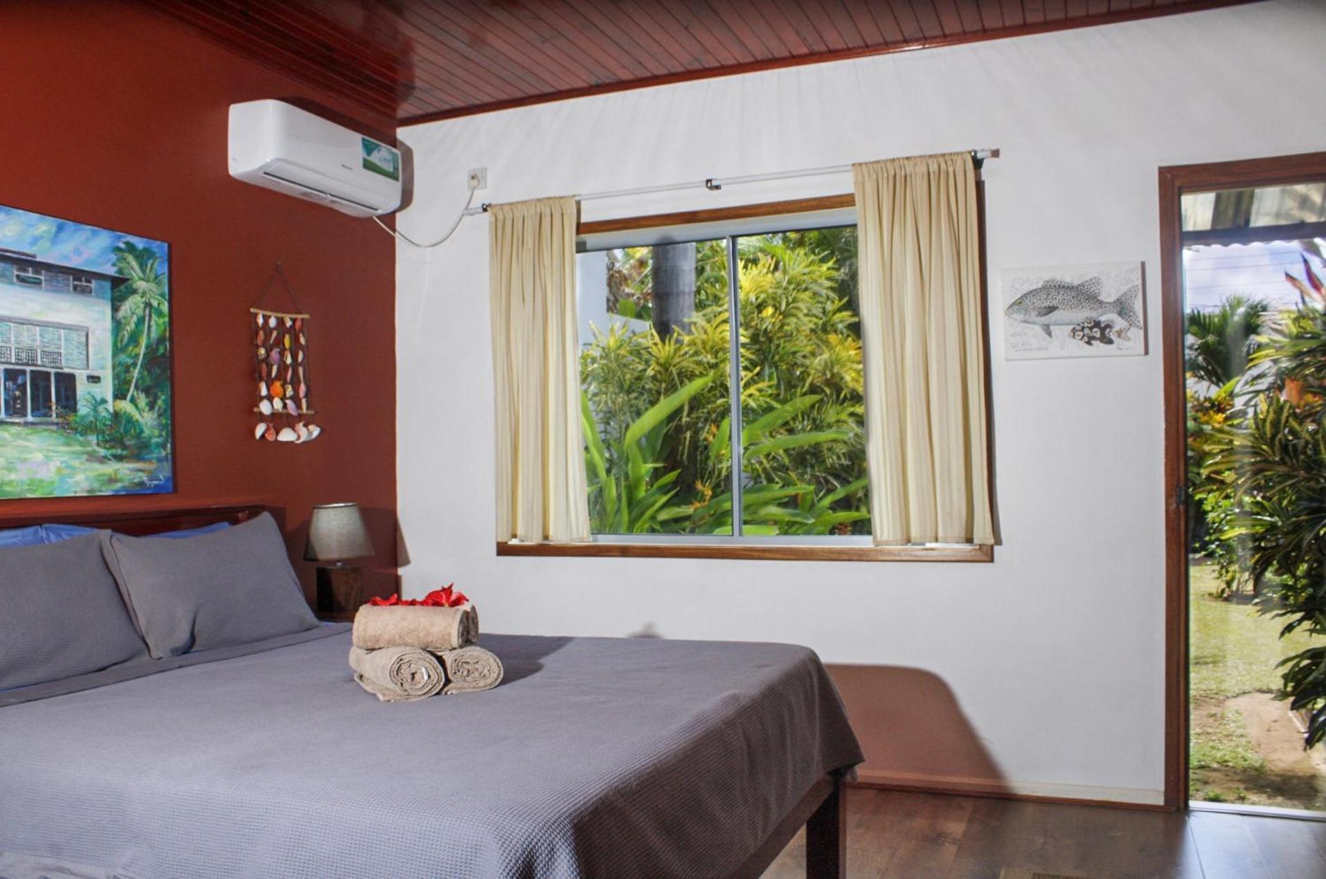 Nid'Aigle Lodge Baie Sainte Anne Ngoại thất bức ảnh